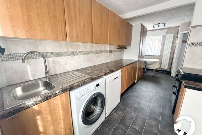 End terrace house for sale in Windmill Street, Rochester, Kent
