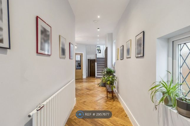 Hillview Road, Pinner photo 2