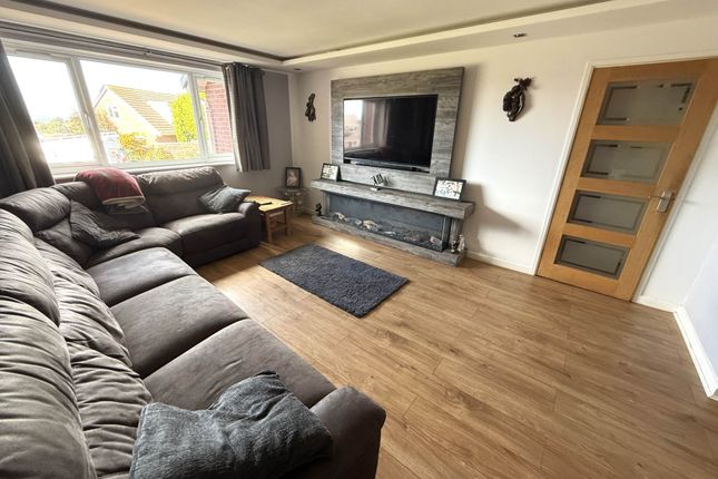 73, Maple Drive, Exmouth photo 4
