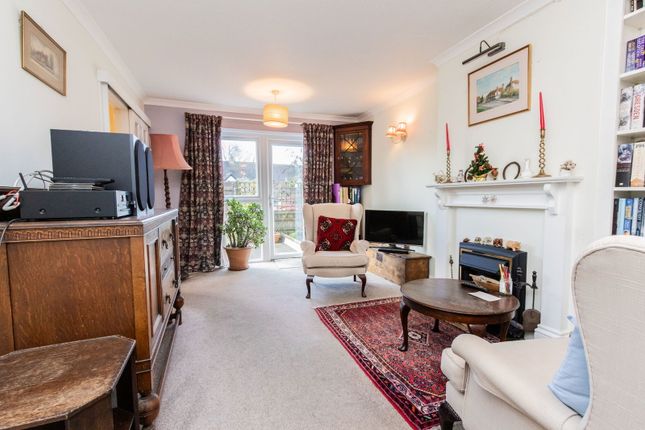 26, Rectory Fields, Cranbrook photo 3