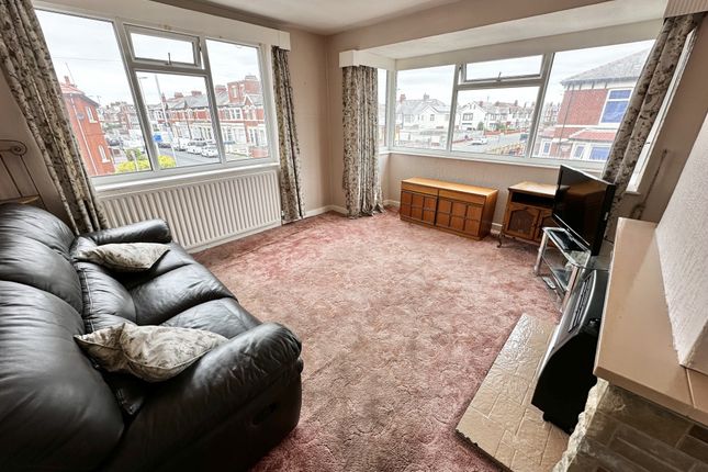 40, Warbreck Drive, Bispham photo 4