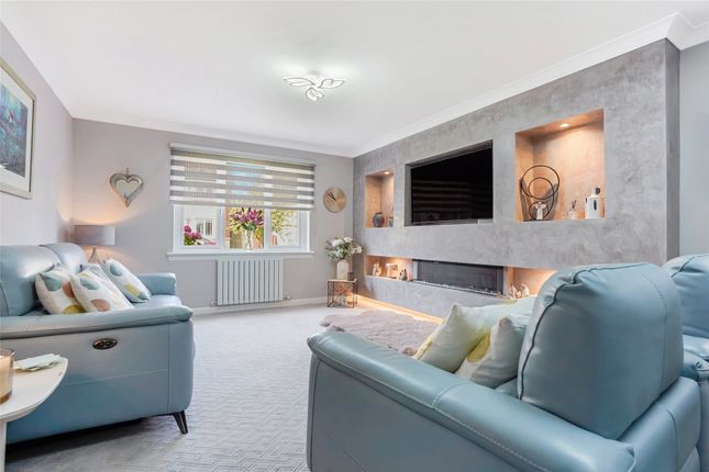 30, Balta Crescent, Lanarkshire photo 4