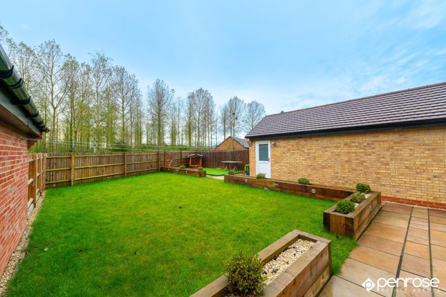 Detached house for sale in Poppy Drive, Ampthill, Bedford