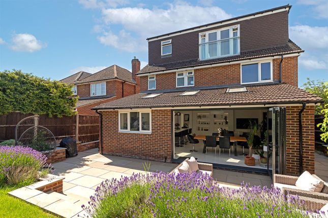 19, Toulmin Drive, St. Albans photo 3