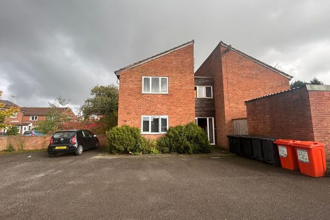 1-bed flat on 43, Barnsdale Road, Leicester, £39,000