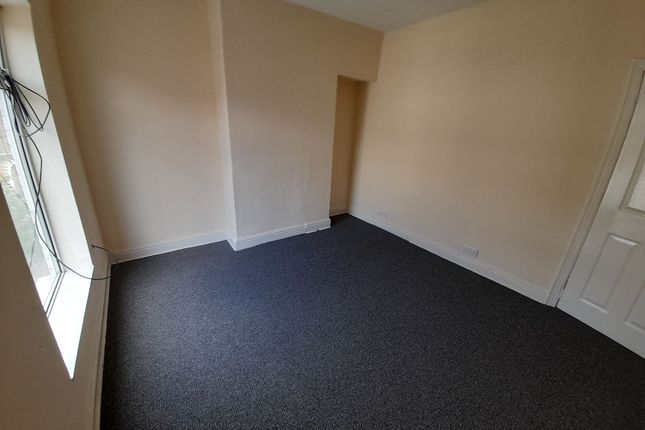 10 Maye Grove Sculcoates Lane, Hull photo 5