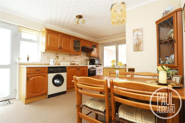 9, Thurne Road, Oulton Broad photo 4