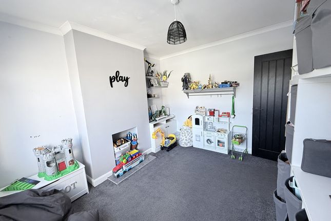 7, Beechwood Avenue, Worthing photo 2