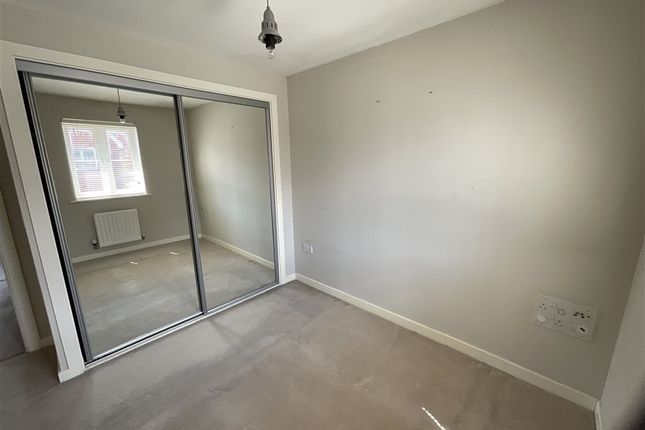 Little Highwood Way, Brentwood photo 5