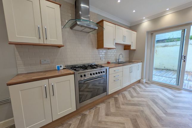 20 Harcourt Terrace, Mountain Ash photo 2