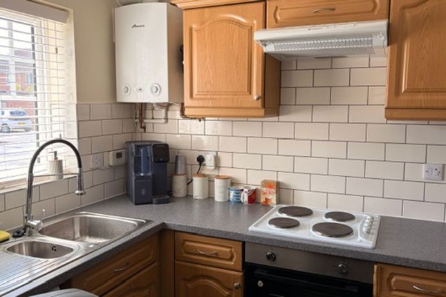45 Taylor Close, Boston photo 2