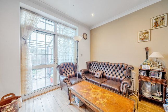 Flat 1, 35, Grand Drive, London photo 3