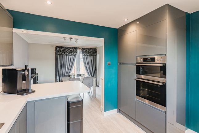 5, Law Road, Dunfermline photo 4