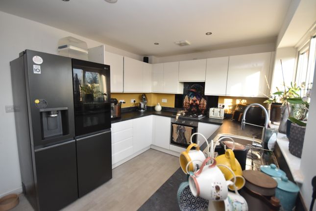 7, Argus Gardens, Whitchurch photo 4