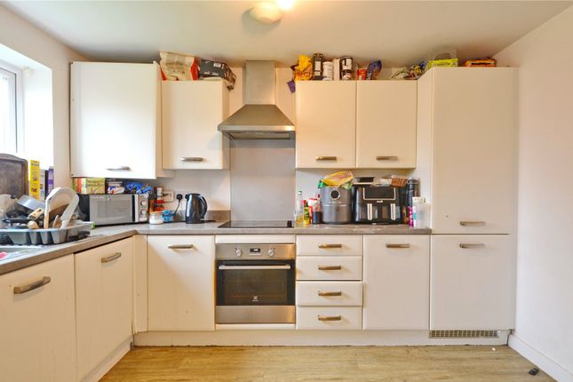 12, Slade Baker Way, Gloucestershire photo 3
