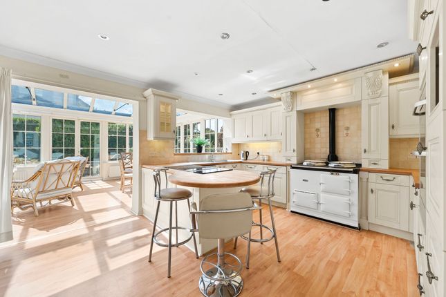 2 Drury Close, Harrogate photo 4