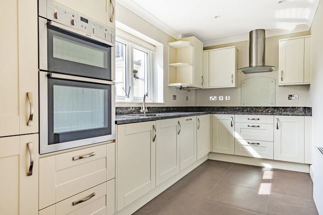 Flat for sale in Coral Springs Way, Richmond Village, Witney, Oxfordshire