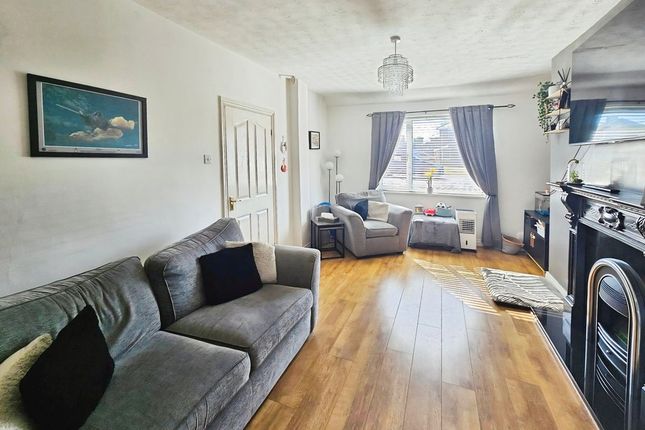 7, Sea View Villas, Cramlington photo 2