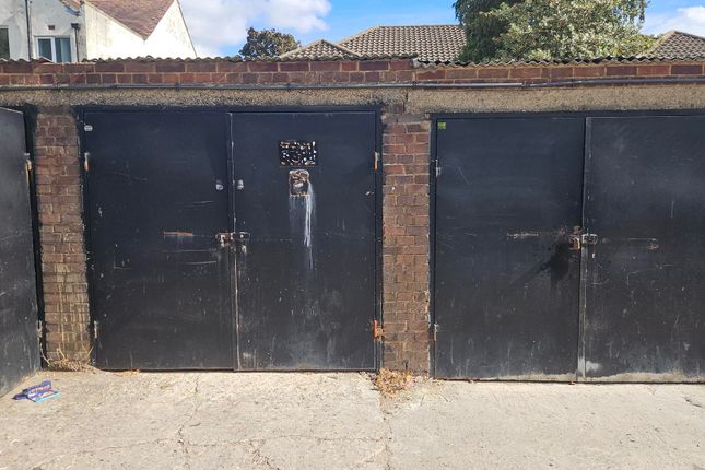 279a, Kenton Lane photo 3