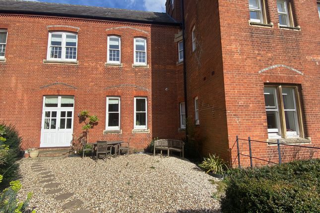 Town house for sale in Ipsden Court, Cholsey, Wallingford