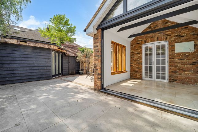 Thumbnail Detached house to rent in Church Road, Watford