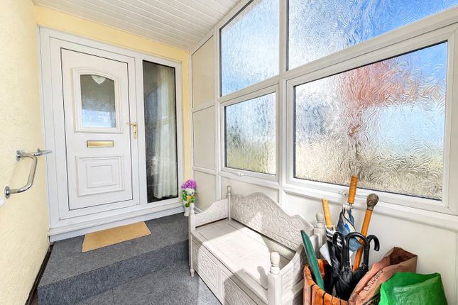 17 Burwood Road, Torrington Devon, Devon photo 2