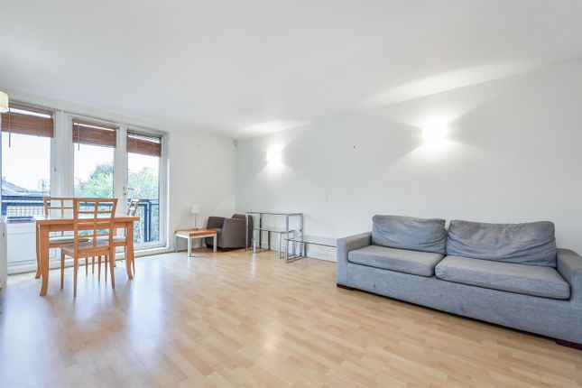 Thumbnail Flat to rent in Tanner Street, London