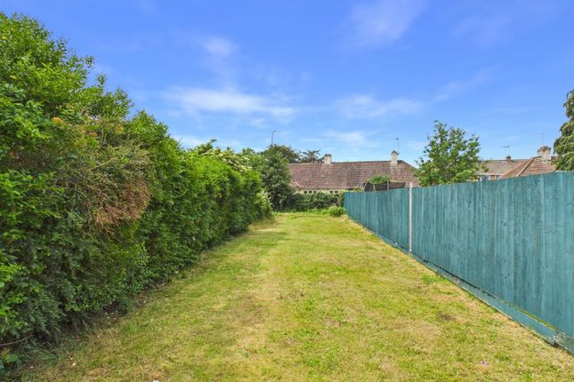 128, Woodlands Road, Chippenham photo 2