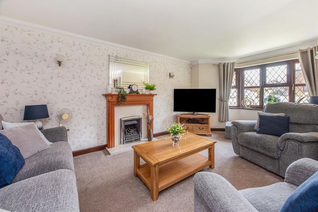 6, Angelo Close, Waterlooville photo 4