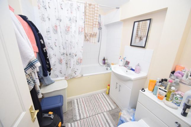 4A, 49, Pevensey Road, Eastbourne photo 5