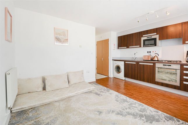 Flat for sale in Hawker Place, Walthamstow, London