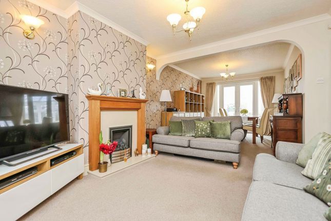 53, Hillyfields Road, West Midlands photo 2