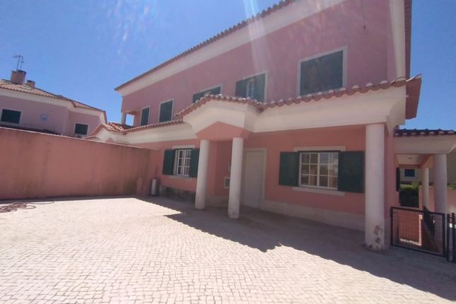 Detached house for sale in Rua Quinta Prado, Sintra, Lisboa, Rio De Mouro, Sintra, Lisbon Province, Portugal