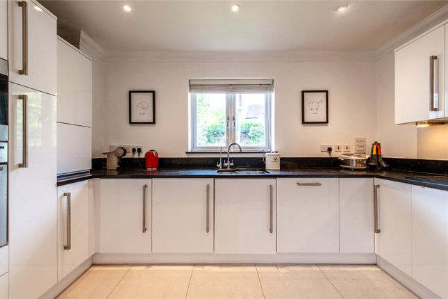 12 The Abbots,, Forge Lane, Maidstone photo 2