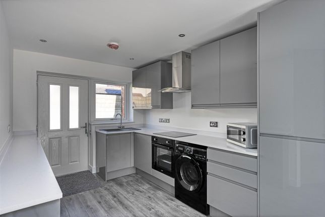 5, Justice Place, Withernsea photo 3