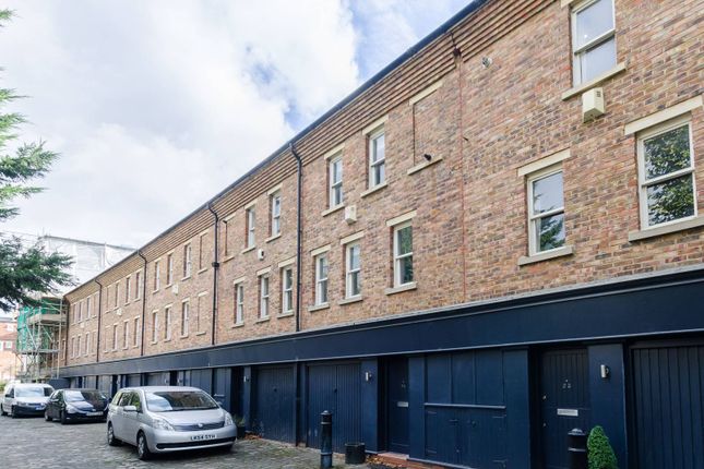 Thumbnail Property to rent in St Pauls Mews, Camden, London