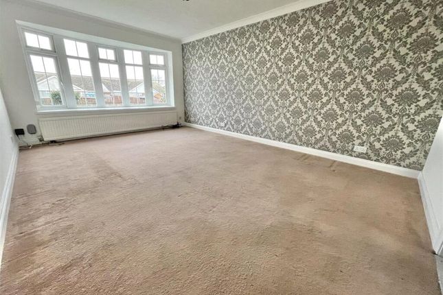 Flat 6, Turpins Court, 291, Holland Road, Essex photo 4