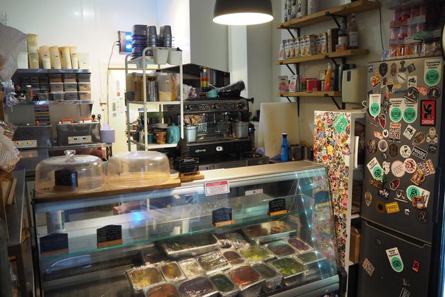 Thumbnail Restaurant/cafe for sale in Cafe &amp; Sandwich Bars HG1, North Yorkshire