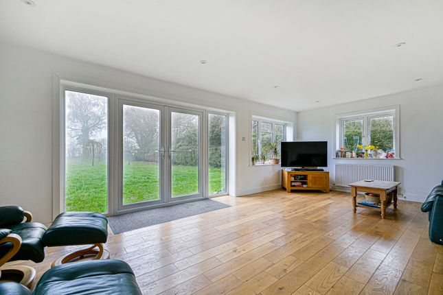 KEMSTED, Bower Road, Mersham photo 2