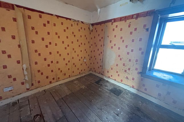 3/2, 24 South Street, Greenock photo 4