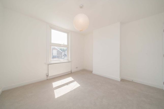 22, Northcote Road, New Malden photo 4