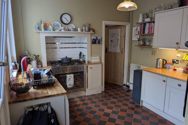 9, Thomas Street, Llandeilo photo 2