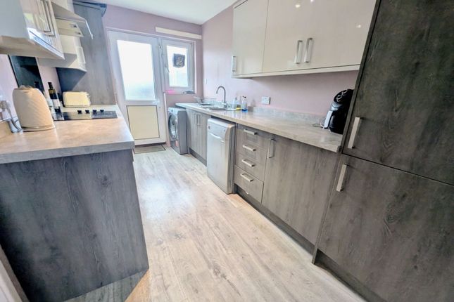 29, West Drive, Tattershall, Lincoln photo 3