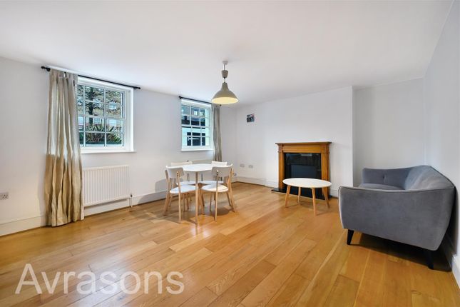 92 Clapham Road, London photo 4