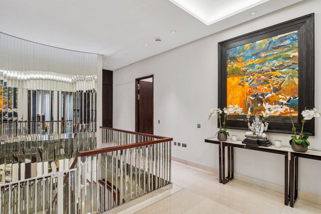 Flat for sale in South Audley Street, Mayfair