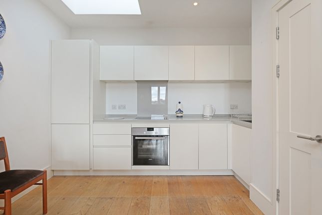 Thumbnail Flat for sale in Dawes Road, Fulham
