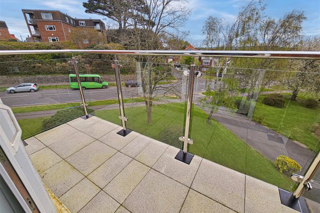 Flat for sale in Belle Vue Road, Bournemouth, Dorset