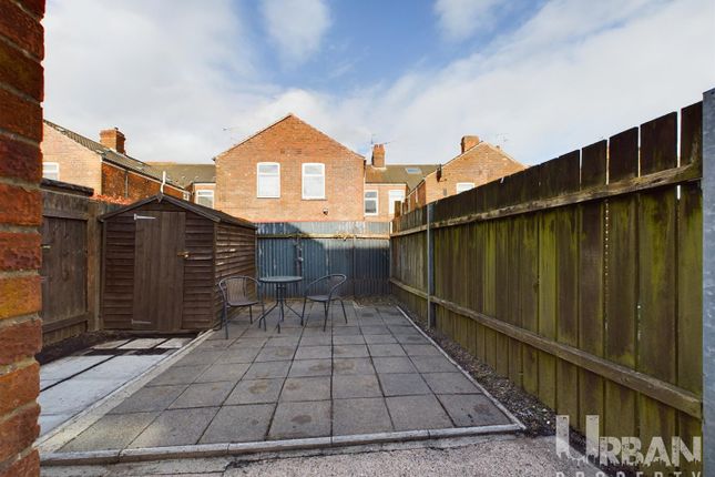 Property for sale in Lee Street, Hull