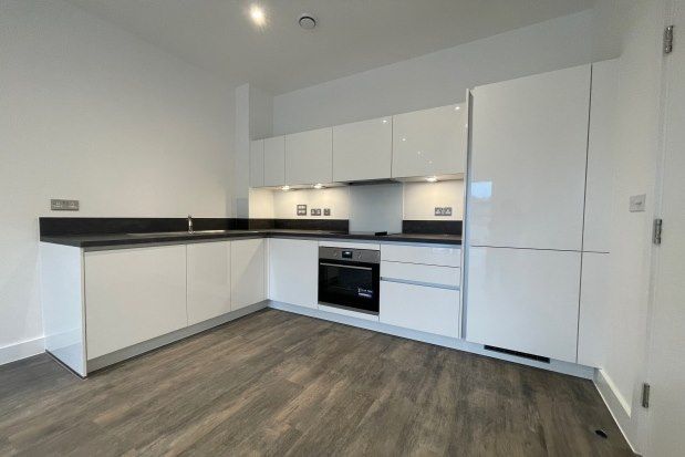 Flat to rent in 1 Corys Road, Rochester