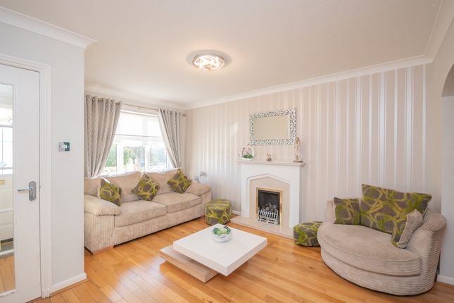 38, Hayston Road, Cumbernauld photo 3